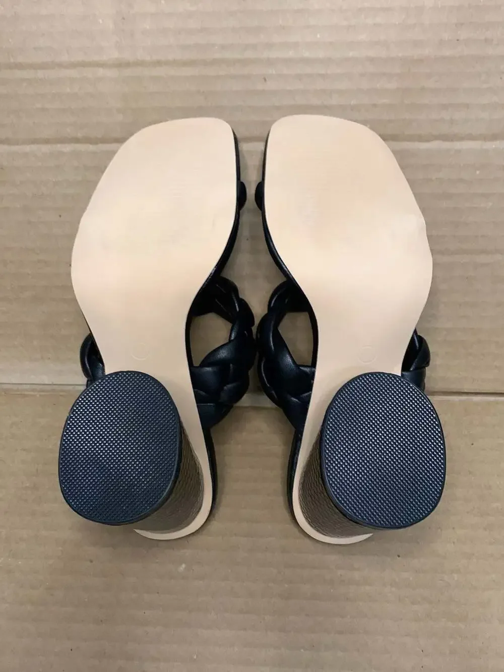 Women's Black Square Open Toe Braided Strap Slide Sandals Size 7